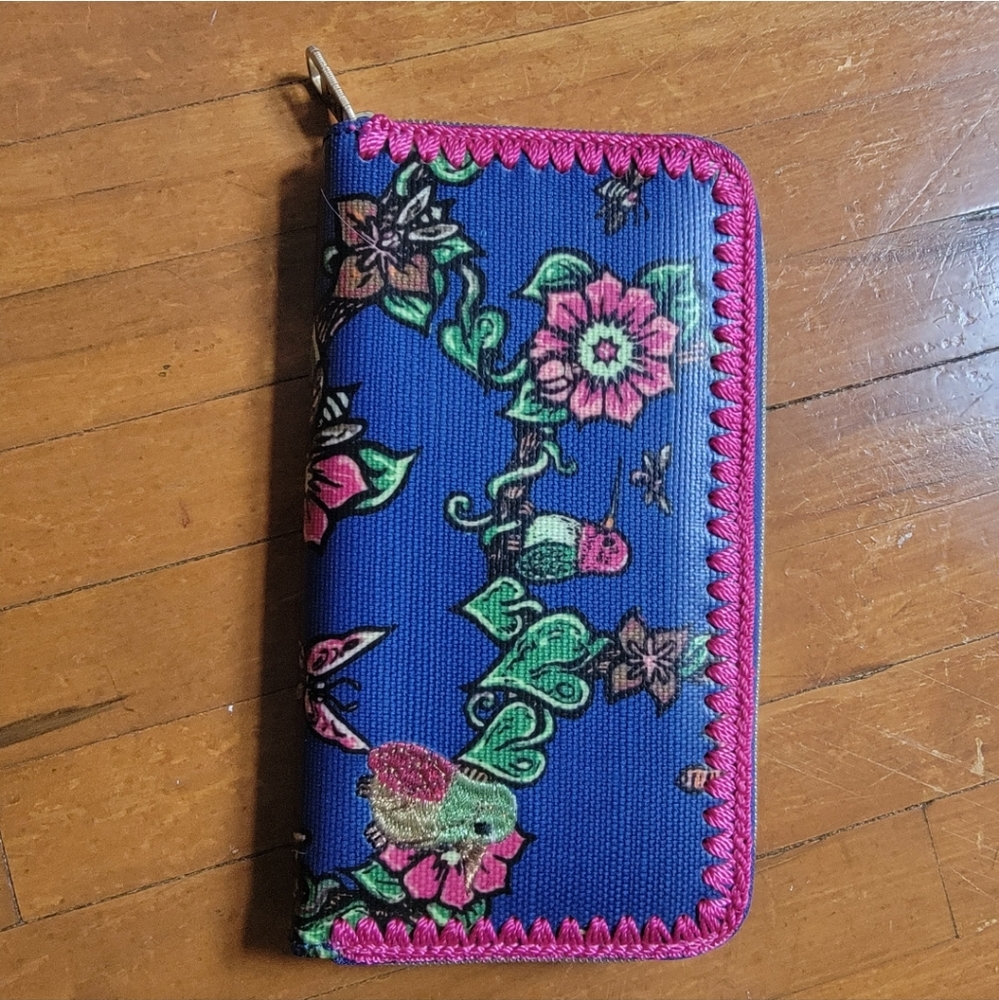 Sakroots hummingbird floral wallet